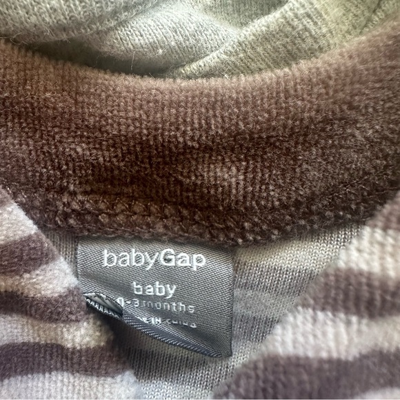 Sleepers & Body suits Size 0-3months - Picture 3 of 6